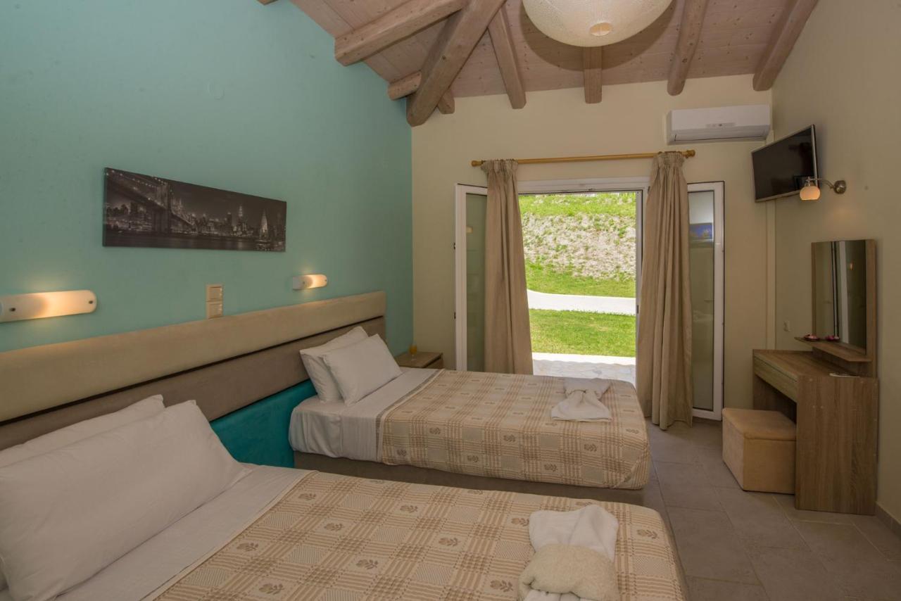 Villas Porto Kamini Afionas Corfu 外观 照片