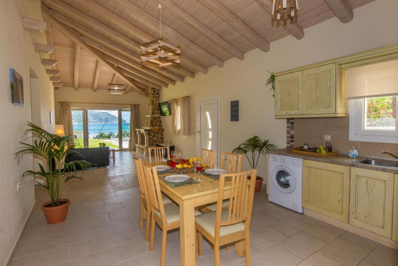Villas Porto Kamini Afionas Corfu 外观 照片